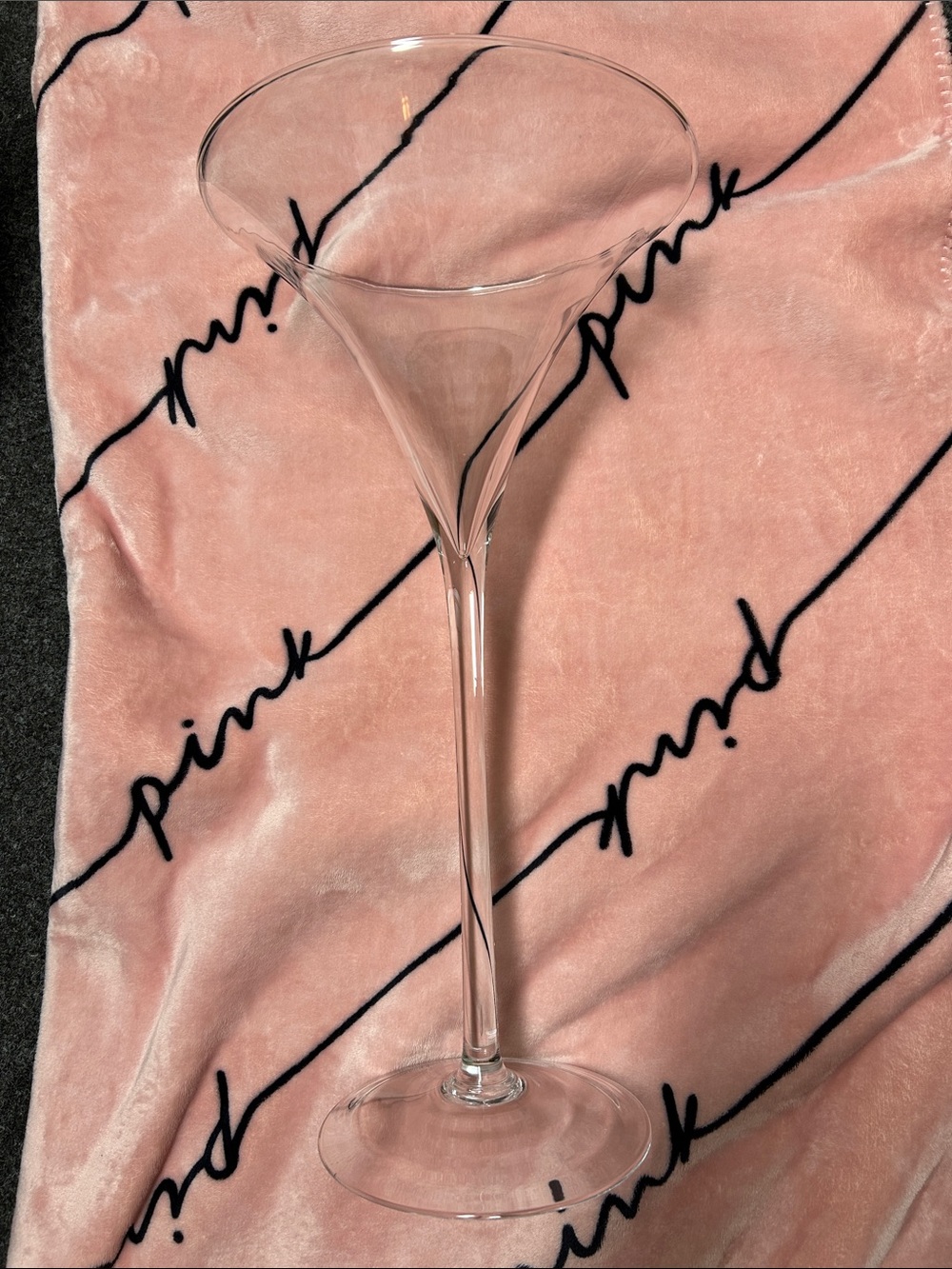 Martini Glass (tall) 🎊